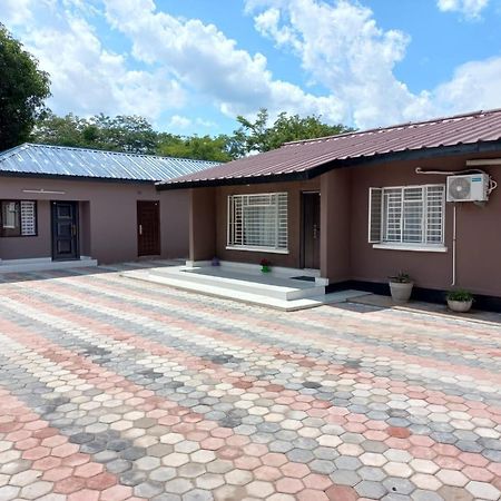 Kasuda Rooms - Cosy Self Contained Rooms Livingstone Luaran gambar